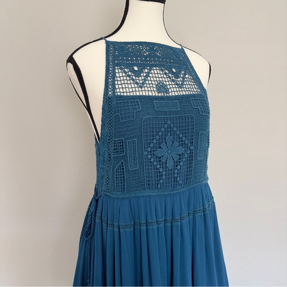 *FREE PEOPLE* Crochet Mini Dress - Picture 2 of 9